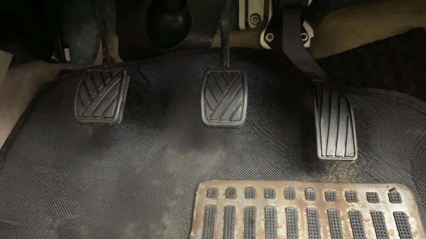 2014 Maruti Swift Dzire VDI, Diesel, Manual, 56,621 km, Pedals