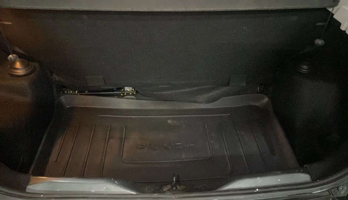 2022 Tata PUNCH ADVENTURE MT, Petrol, Manual, 5,812 km, Boot Inside