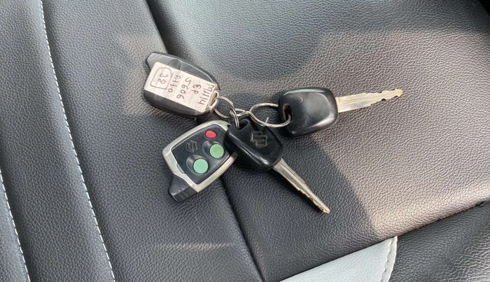 2014 Maruti Alto 800 LXI, Petrol, Manual, 69,378 km, Key Close Up
