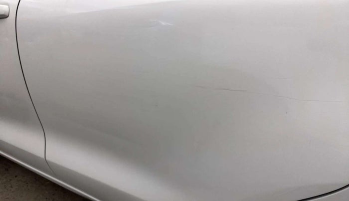 2018 Maruti Swift VXI, CNG, Manual, 78,058 km, Rear left door - Minor scratches