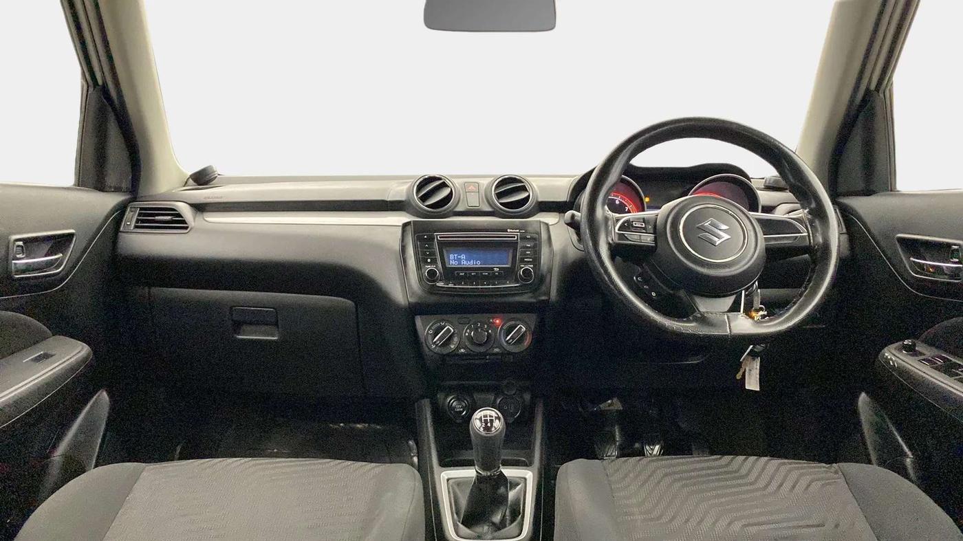 2018 Maruti Swift VXI, CNG, Manual, 78,058 km, Dashboard