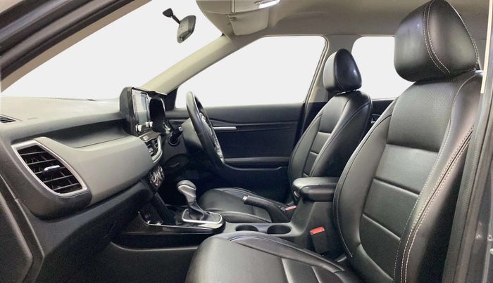 2020 KIA SELTOS HTK PLUS AT 1.5 DIESEL, Diesel, Automatic, 65,455 km, Right Side Front Door Cabin