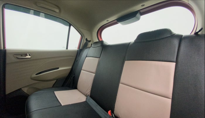 2019 Hyundai NEW SANTRO MAGNA, Petrol, Manual, 39,834 km, Right Side Rear Door Cabin