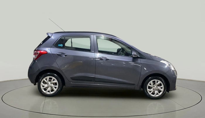 2018 Hyundai Grand i10 SPORTZ 1.2 KAPPA VTVT, Petrol, Manual, 24,611 km, Right Side View