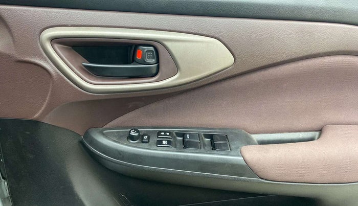 2023 Maruti FRONX DELTA PLUS 1.2MT, Petrol, Manual, 23,447 km, Driver Side Door Panels Control