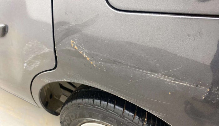 2020 Maruti Alto VXI, Petrol, Manual, 42,595 km, Left quarter panel - Minor scratches