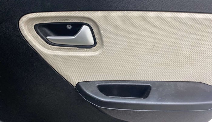 2020 Maruti Alto VXI, Petrol, Manual, 42,595 km, Driver Side Door Panels Control