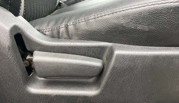 2020 Maruti Alto VXI, Petrol, Manual, 42,595 km, Driver Side Adjustment Panel
