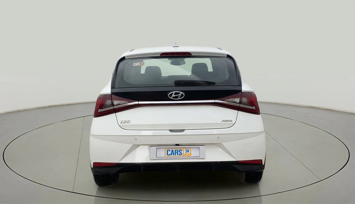 2023 Hyundai NEW I20 ASTA (O) 1.2 MT, Petrol, Manual, 27,330 km, Back/Rear