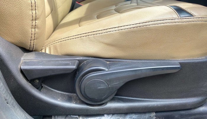 2019 Tata TIGOR XZ PLUS PETROL, Petrol, Manual, 78,599 km, Driver Side Adjustment Panel