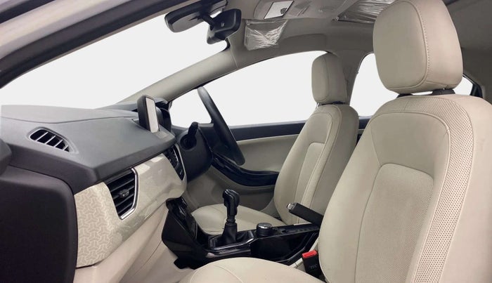 2023 Tata NEXON XZ PLUS LUX SUNROOF DUAL TONE PETROL, Petrol, Manual, 12,351 km, Right Side Front Door Cabin