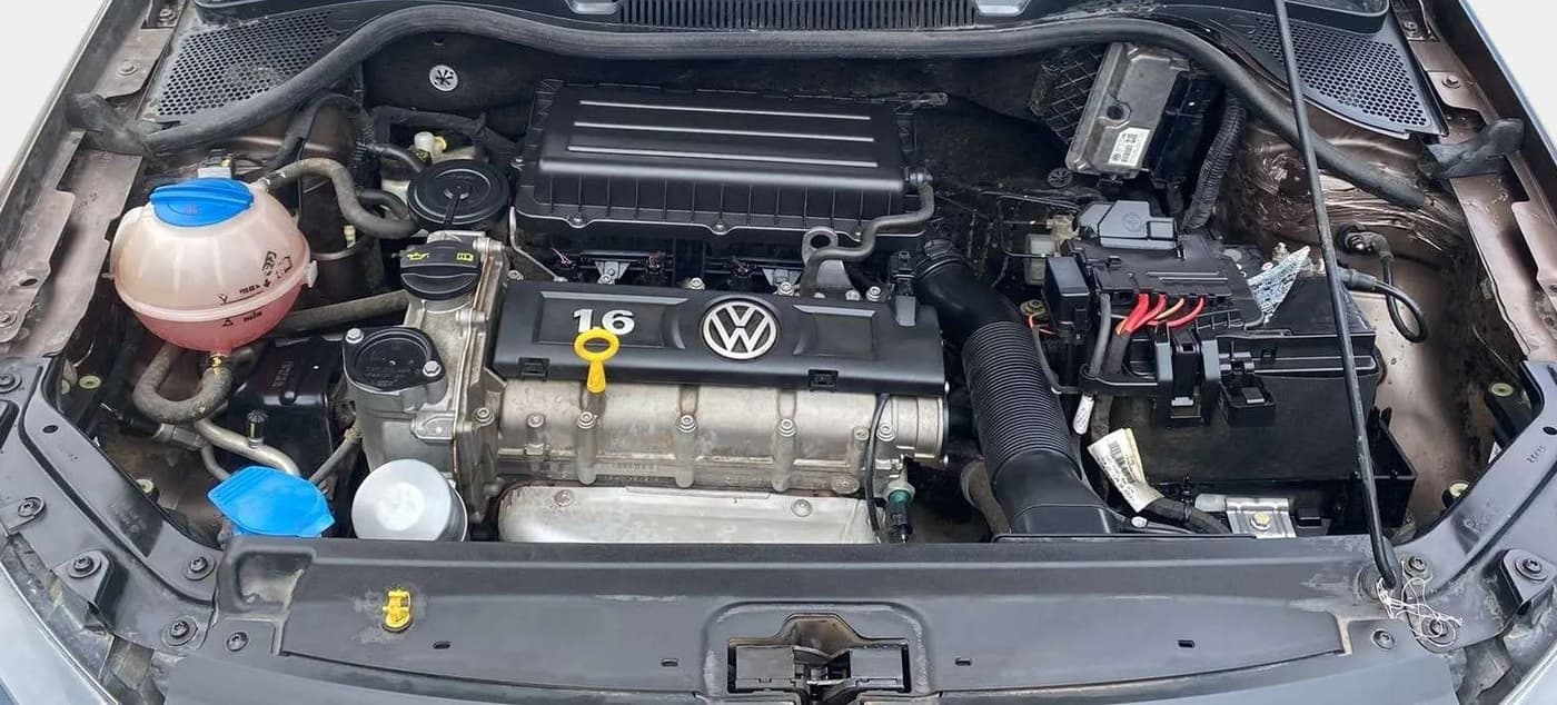 2015 Volkswagen Vento HIGHLINE 1.6 MPI, Petrol, Manual, 11,064 km, Open Bonet