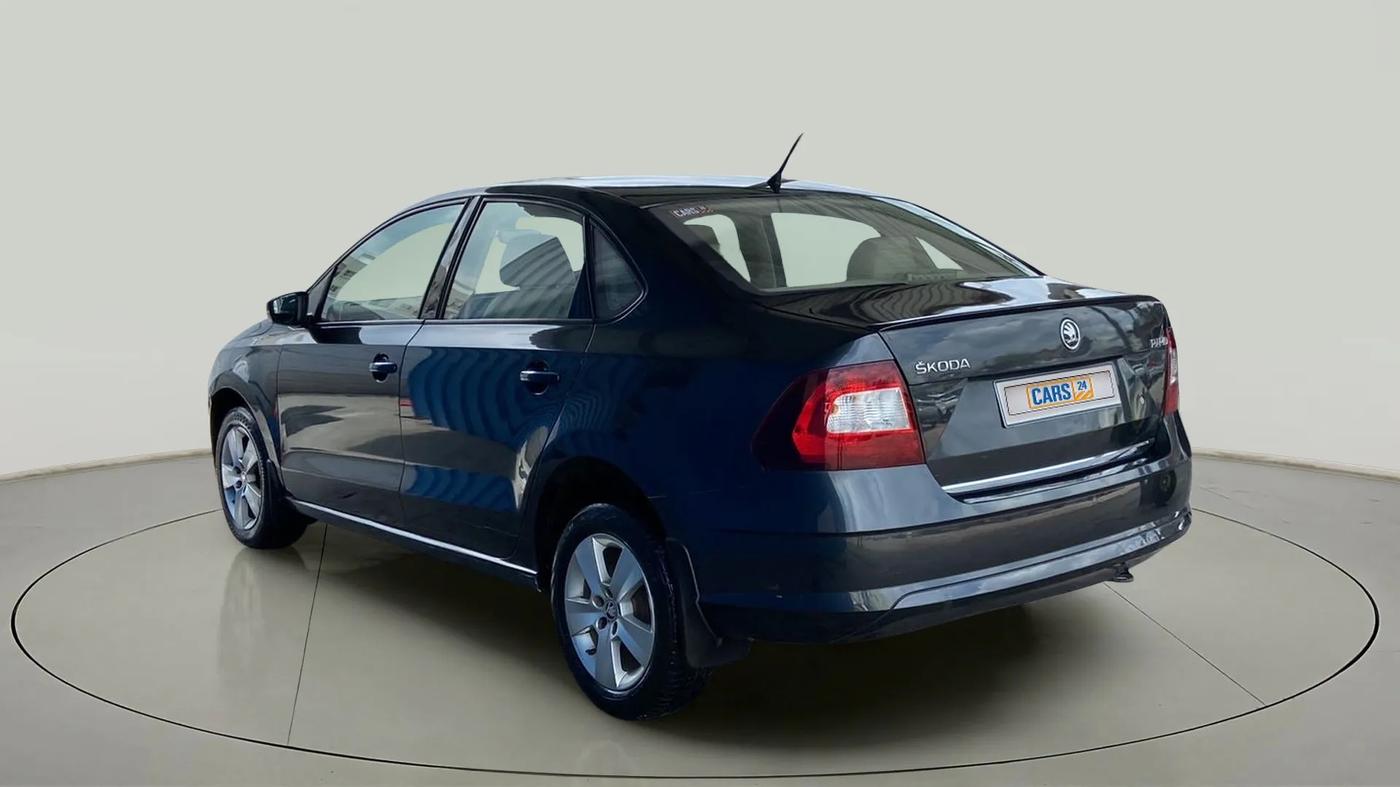 2017 Skoda Rapid STYLE 1.5 TDI AT, Diesel, Automatic, 87,587 km, Left Back Diagonal