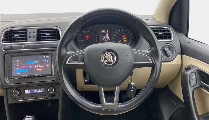 2019 Skoda Rapid STYLE 1.6 MPI AT, Petrol, Automatic, 48,873 km, Steering Wheel Close Up