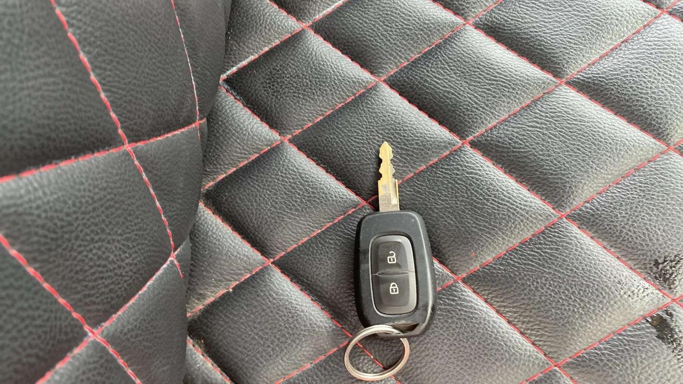2021 Renault Kwid RXT 1.0 (O), Petrol, Manual, 43,265 km, Key Close Up