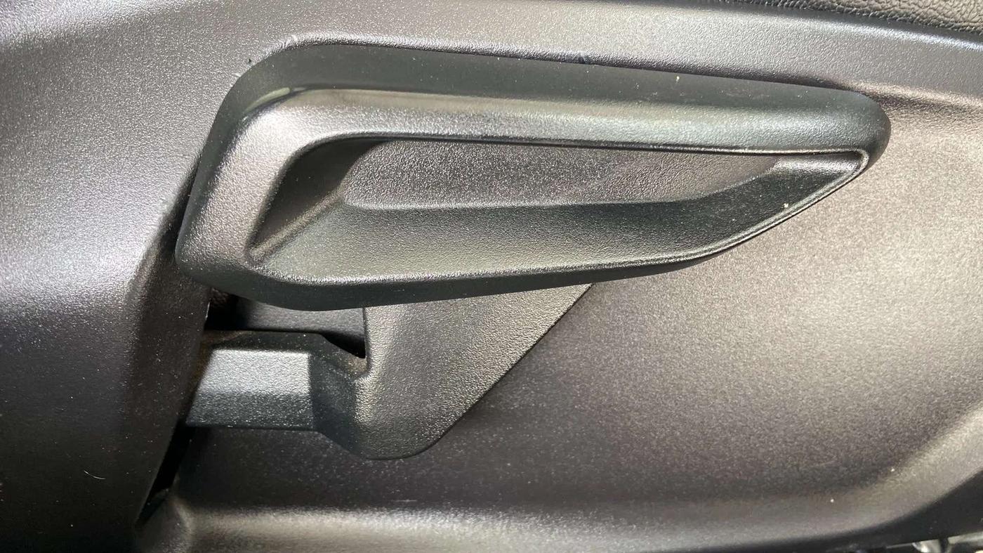 2023 Tata Tiago XZA PLUS PETROL, Petrol, Automatic, 15,140 km, Driver Side Adjustment Panel