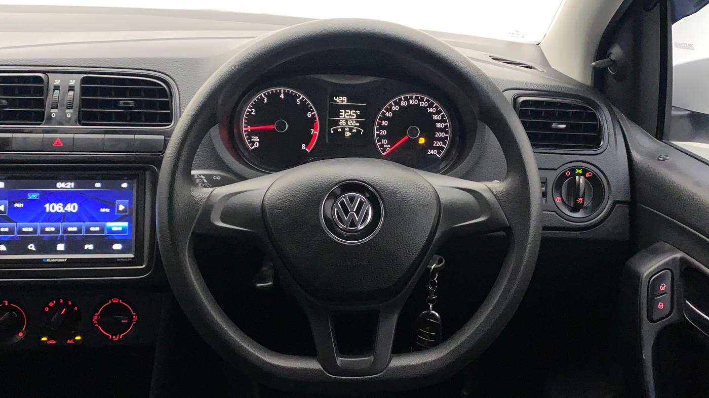 2021 Volkswagen Polo TRENDLINE 1.0L, Petrol, Manual, 26,721 km, Steering Wheel Close Up