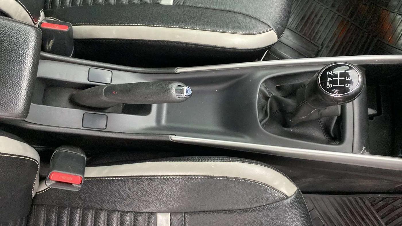 2017 Maruti Baleno ALPHA PETROL 1.2, Petrol, Manual, 71,102 km, Gear Lever