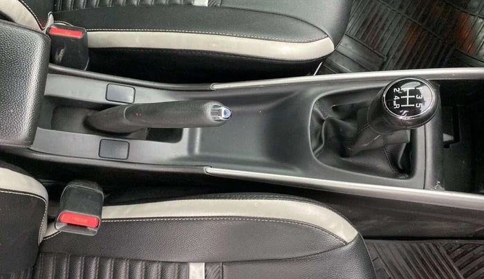 2017 Maruti Baleno ALPHA PETROL 1.2, Petrol, Manual, 71,102 km, Gear Lever