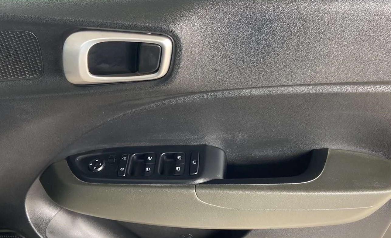 2019 Hyundai VENUE S 1.0 TURBO DCT, Petrol, Automatic, 15,186 km, Driver Side Door Panels Control