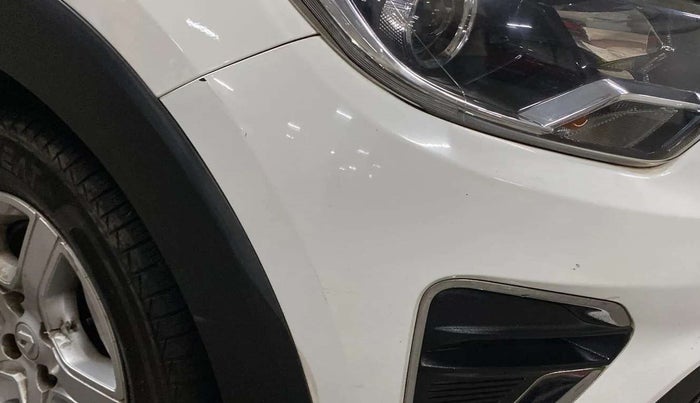 2019 Renault TRIBER RXZ, Petrol, Manual, 17,303 km, Front bumper - Minor scratches