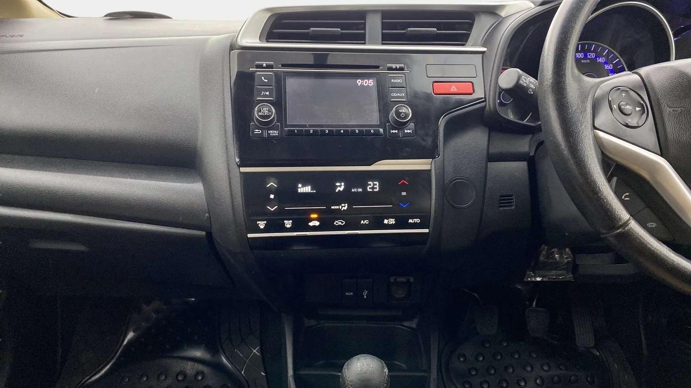 2015 Honda Jazz 1.2L I-VTEC V, Petrol, Manual, 26,023 km, Air Conditioner