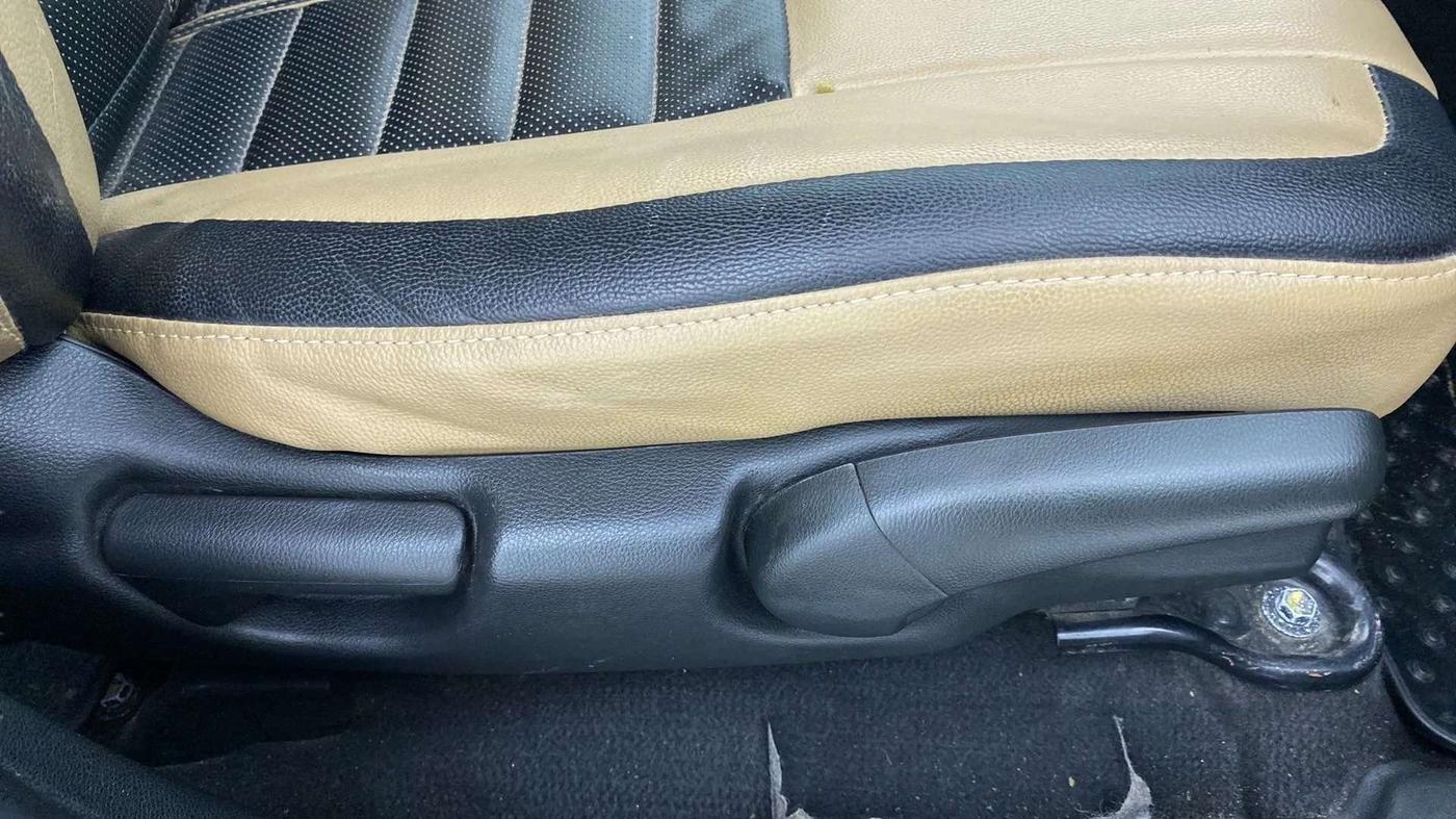2015 Honda Jazz 1.2L I-VTEC V, Petrol, Manual, 26,023 km, Driver Side Adjustment Panel