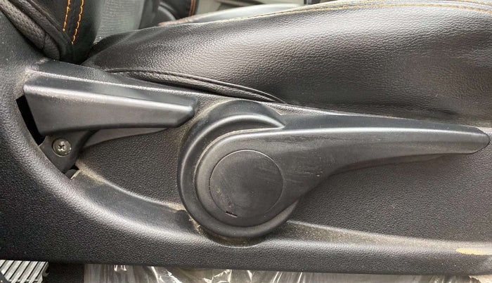 2017 Tata Tiago XZA PETROL, Petrol, Automatic, 68,989 km, Driver Side Adjustment Panel