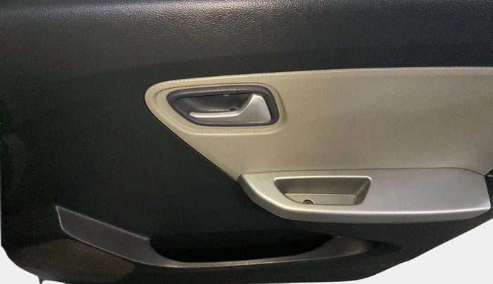 2017 Maruti Alto K10 VXI, Petrol, Manual, 50,596 km, Driver Side Door Panels Control