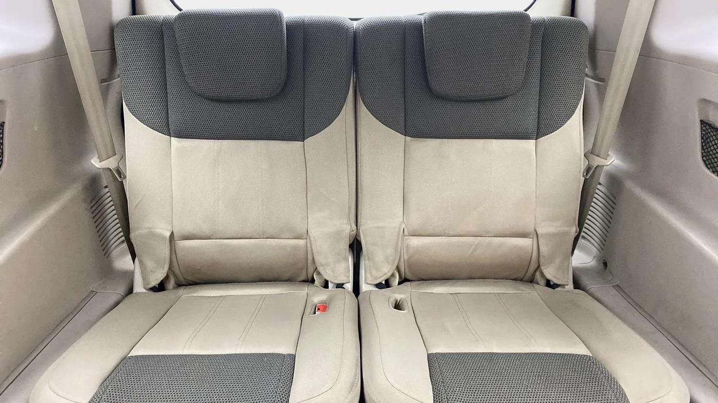 2017 Mahindra XUV500 W6, Diesel, Manual, 67,111 km, Third Seat Row ( optional )