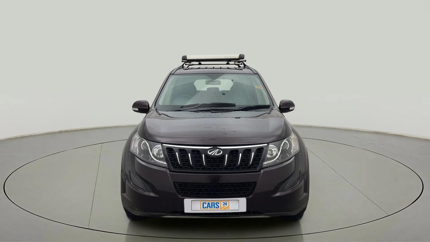 2017 Mahindra XUV500 W6, Diesel, Manual, 67,111 km, Front