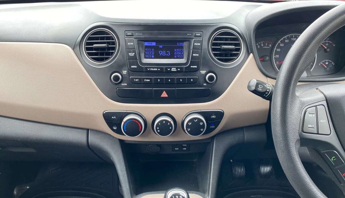2016 Hyundai Grand i10 SPORTZ 1.2 KAPPA VTVT, Petrol, Manual, 64,738 km, Air Conditioner