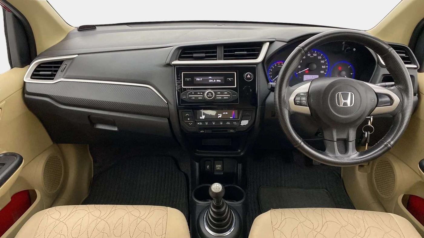 2017 Honda Brio S MT, Petrol, Manual, 55,048 km, Dashboard