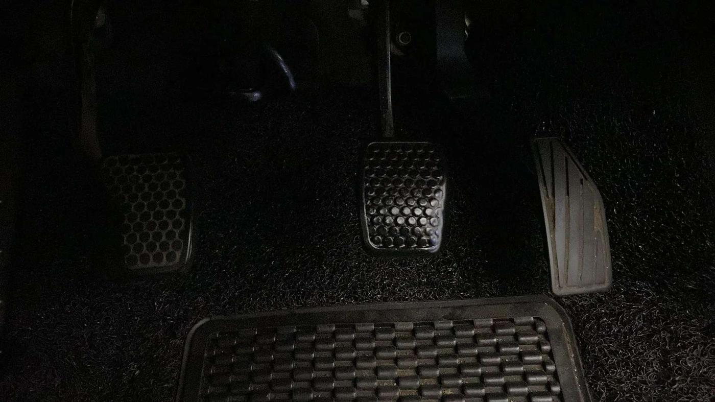 2017 Maruti Alto K10 VXI, Petrol, Manual, 79,115 km, Pedals