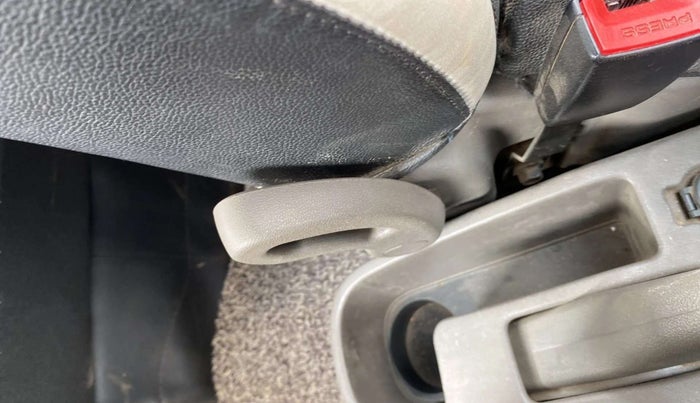 2013 Hyundai i10 ERA 1.1, Petrol, Manual, 42,544 km, Driver Side Adjustment Panel
