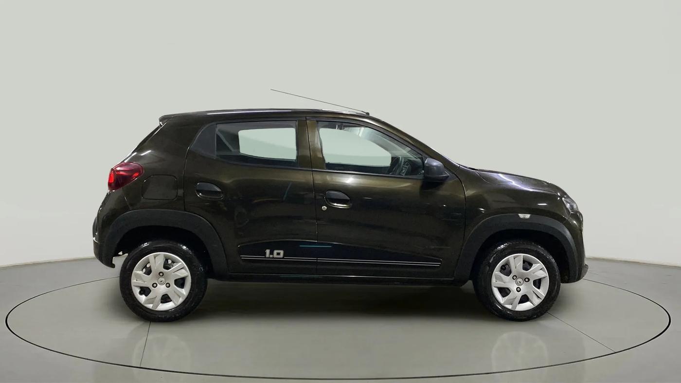 2023 Renault Kwid RXL 1.0 (O), Petrol, Manual, 3,965 km, Right Side View