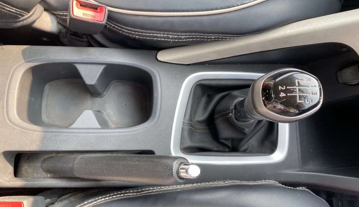 2021 Nissan MAGNITE XL, Petrol, Manual, 39,586 km, Gear Lever