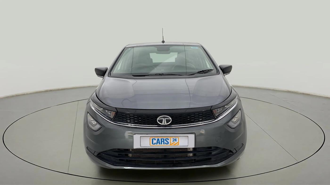 2023 Tata ALTROZ XZ PETROL, Petrol, Manual, 12,457 km, Front