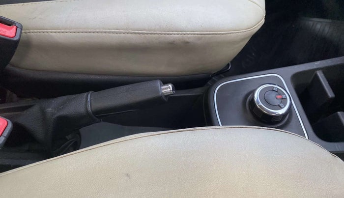 2019 Renault Kwid RXT 1.0 AMT (O), Petrol, Automatic, 38,097 km, Gear Lever