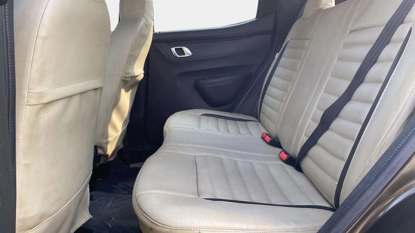 2019 Renault Kwid RXT 1.0 AMT (O), Petrol, Automatic, 38,097 km, Right Side Rear Door Cabin