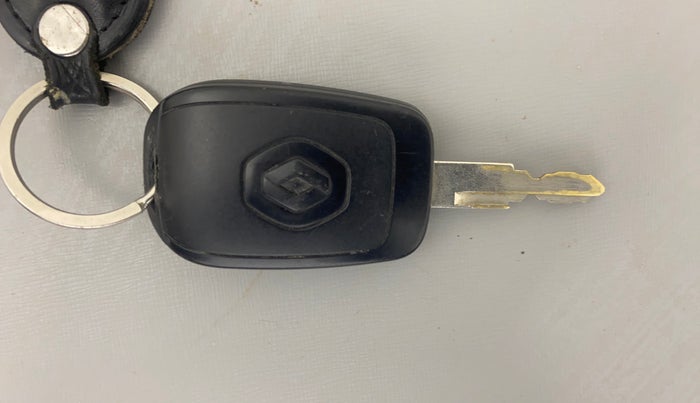 2018 Renault Kwid RXT 1.0 AMT (O), Petrol, Automatic, 44,598 km, Key Close Up