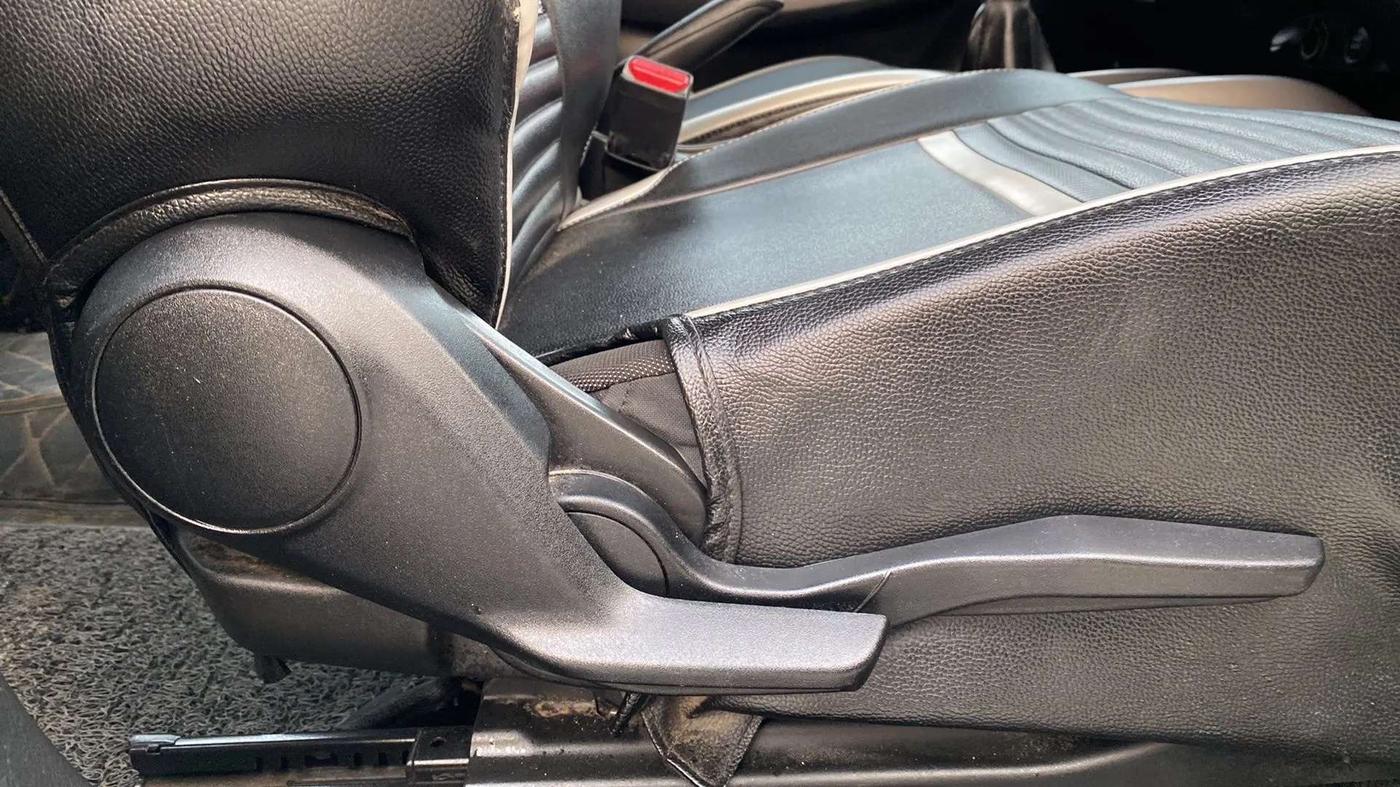 2021 Maruti Baleno ZETA PETROL 1.2, Petrol, Manual, 42,420 km, Driver Side Adjustment Panel
