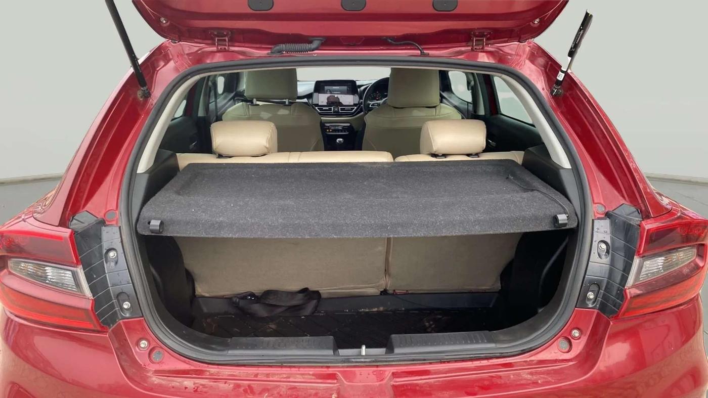 2022 Toyota Glanza V, Petrol, Manual, 15,679 km, Boot Inside