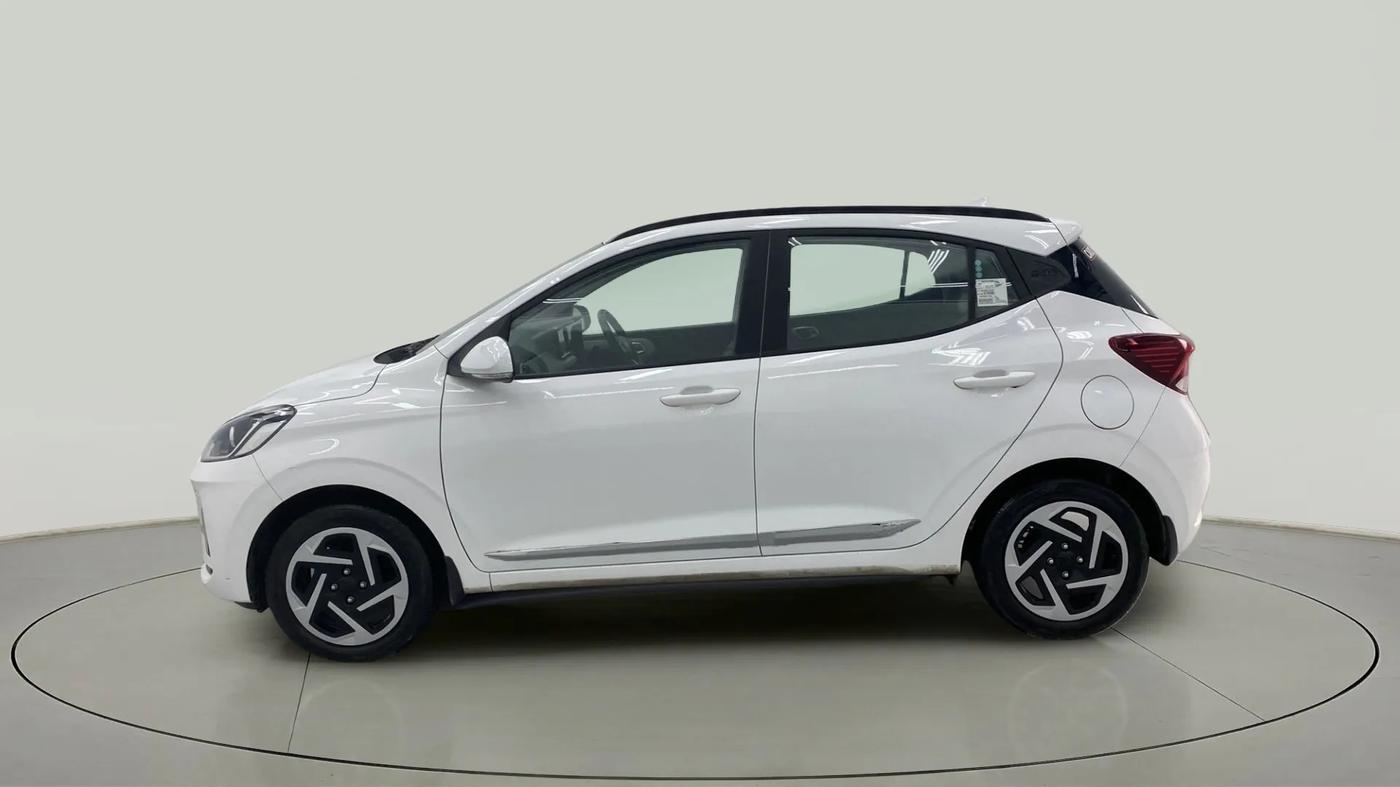 2024 Hyundai GRAND I10 NIOS SPORTZ AMT 1.2 KAPPA VTVT, Petrol, Automatic, 4,431 km, Left Side