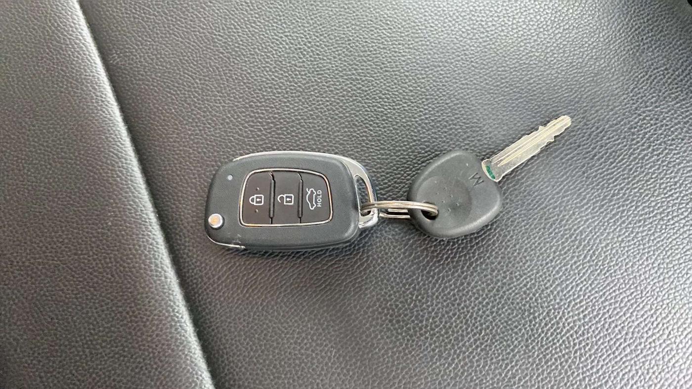 2024 Hyundai GRAND I10 NIOS SPORTZ AMT 1.2 KAPPA VTVT, Petrol, Automatic, 4,431 km, Key Close Up