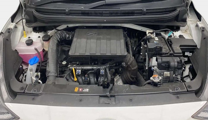 2024 Hyundai GRAND I10 NIOS SPORTZ AMT 1.2 KAPPA VTVT, Petrol, Automatic, 4,431 km, Open Bonet