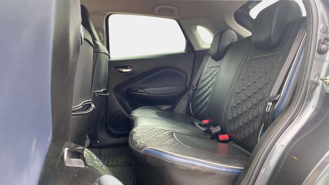 2023 Maruti Baleno ALPHA 1.2 AGS, Petrol, Automatic, 30,699 km, Right Side Rear Door Cabin