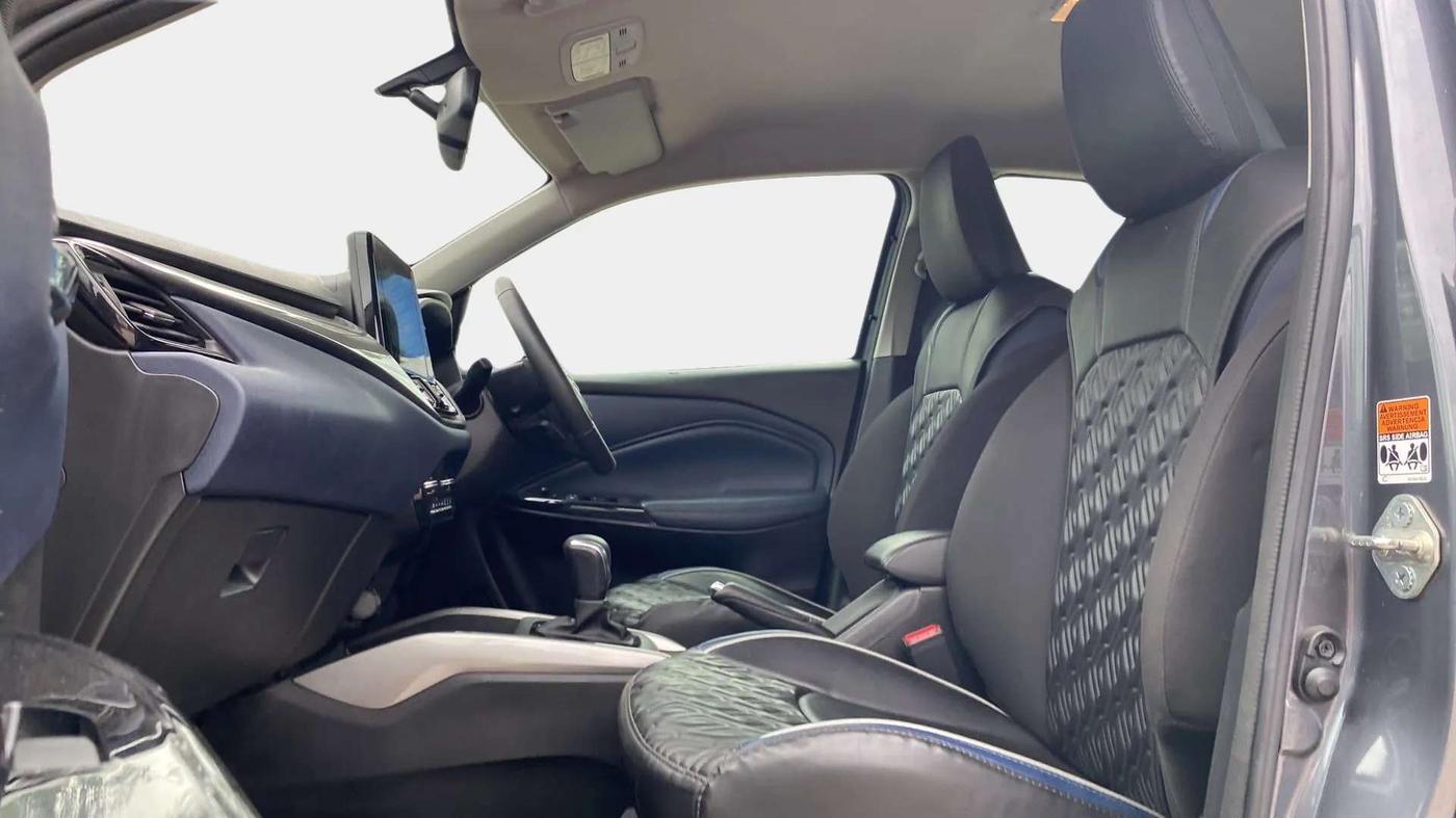 2023 Maruti Baleno ALPHA 1.2 AGS, Petrol, Automatic, 30,699 km, Right Side Front Door Cabin