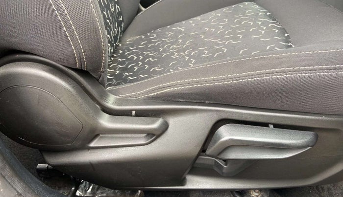 2021 Tata Tiago XZA PLUS PETROL, Petrol, Automatic, 52,501 km, Driver Side Adjustment Panel