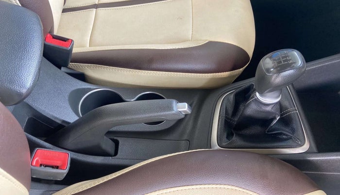 2019 Hyundai Verna 1.6 VTVT SX, Petrol, Manual, 70,211 km, Gear Lever